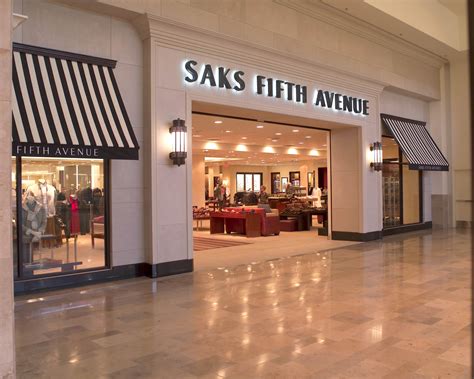 saks outlet atlanta